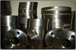 Невским заводом ТРУБОДЕТАЛЬ готовятся к отгрузке фланцы по ГОСТ 33259-2015 из титана марки ВТ1-0 в адрес Усольского Калийного комбината.